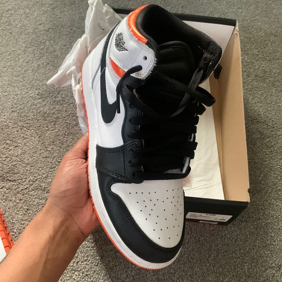 Jordan Shoes - COPY - Jordan 1 electric orange